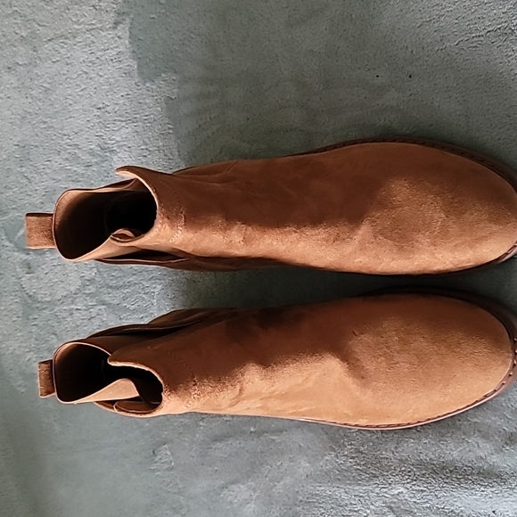 Shoes size9 brown - Picture 3 of 3